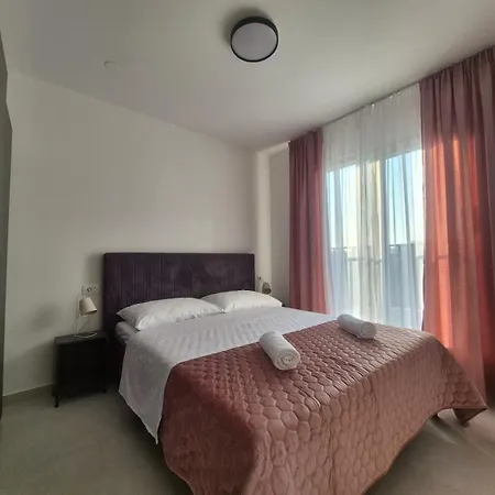 Appartement Adria *