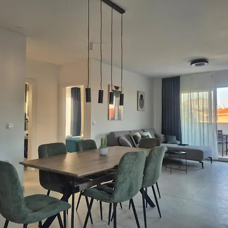 Adria 아파트 비르