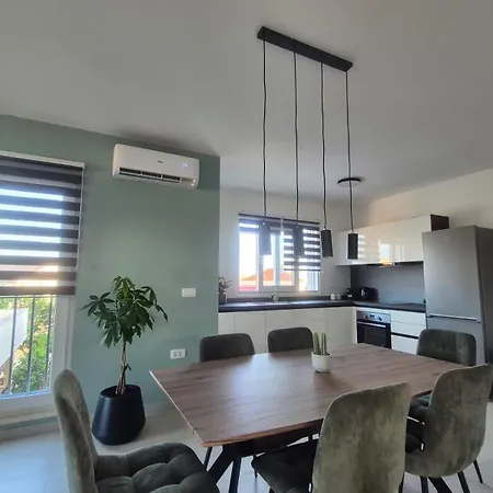 Appartement Adria *